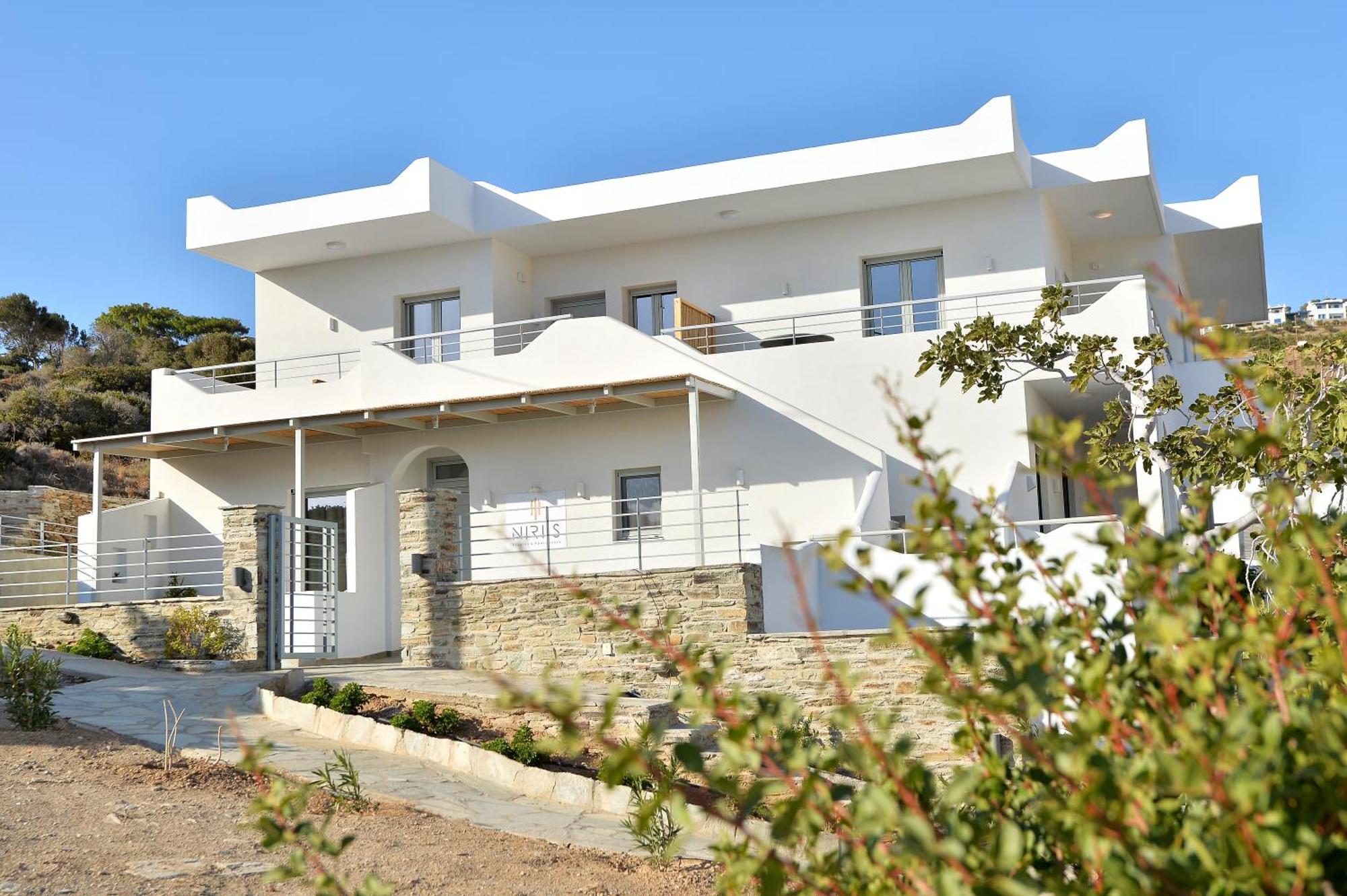 Niriis Studios Aktaia & Glauke Batsi Batsíon Exterior foto